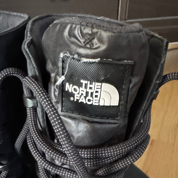 The North Face Black and Brown Winter Boots - Picture 2 of 7